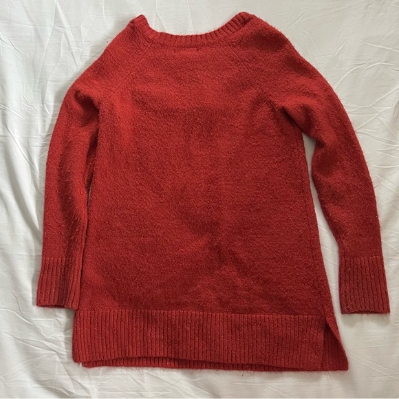 LC Lauren Conrad Winter Penguin Sweater - Sparkly & Fun Fuzzy w Sequins Size XS - Picture 4 of 5